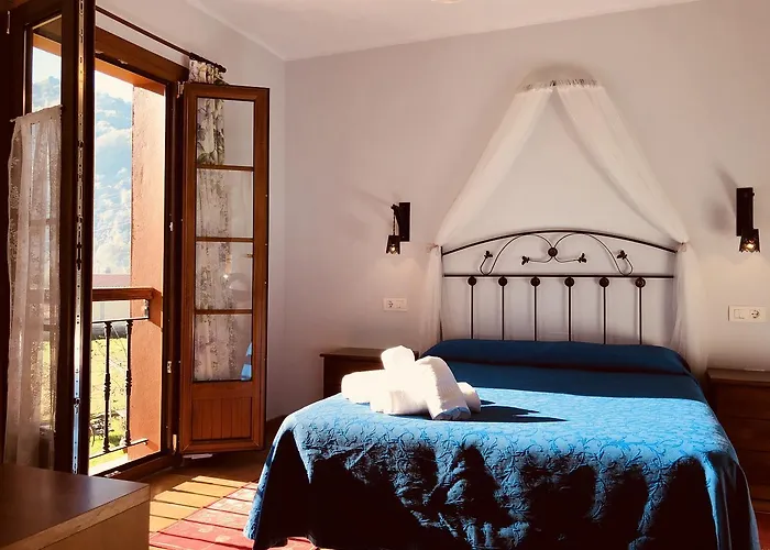 San Francisco Rural Hotel 2*