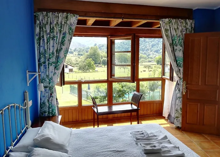 San Francisco Rural Hotel 2*